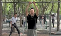 学跳绳视频,跟随跳绳视频，掌握健康舞动技巧